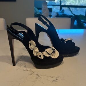 Vintage Buffalo London Black Slingback Platform Heels with White Floral Accents